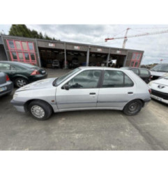 Vase de lave glace PEUGEOT 306 Photo n°14