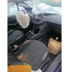 Enjoliveur anti brouillard PEUGEOT 208 1 Photo n°8