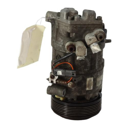 Compresseur clim BMW SERIE 1 E87 Photo n°1