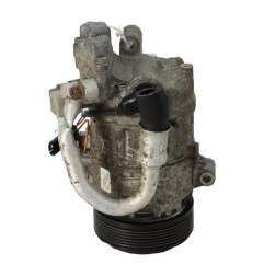 Compresseur clim BMW SERIE 1 E81 Photo n°1