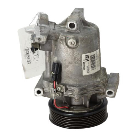 Compresseur clim DACIA DOKKER Photo n°1