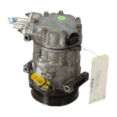 Compresseur clim CITROEN C4 GRAND PICASSO 1 Photo n°1