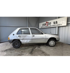 Baguette de porte avant gauche PEUGEOT 205 Photo n°4