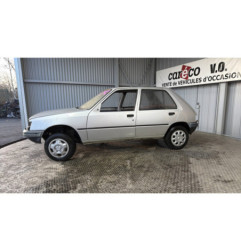 Capot PEUGEOT 205 Photo n°3