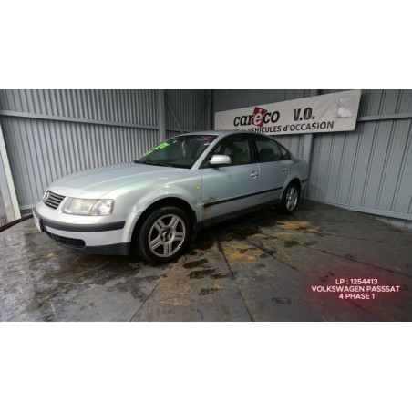 Ceinture avant droit VOLKSWAGEN PASSAT 4 Photo n°1