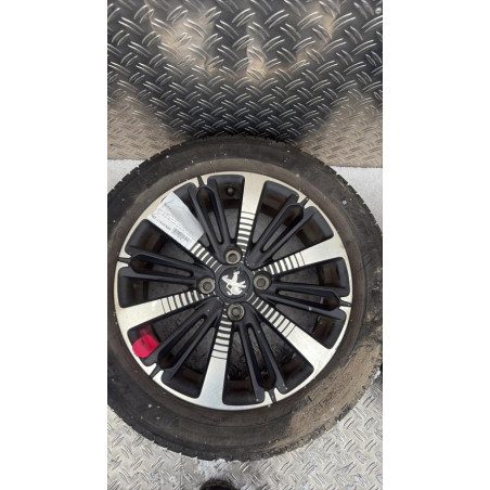 Jante PEUGEOT 208 1 Photo n°1