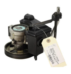 Pompe de direction PEUGEOT 206 Photo n°1