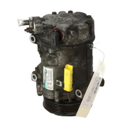 Compresseur clim PEUGEOT 5008 1 Photo n°1