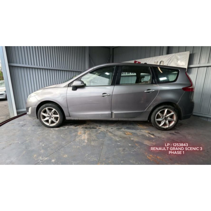 Moteur leve vitre avant droit RENAULT GRAND SCENIC 3