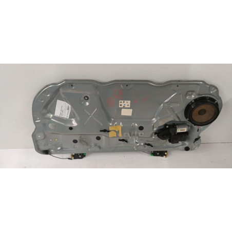 Moteur leve vitre avant droit VOLKSWAGEN POLO 4 Photo n°1