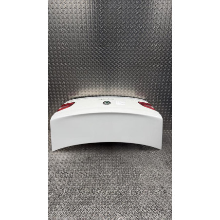 Malle/Hayon arriere SKODA SUPERB 2 Photo n°1