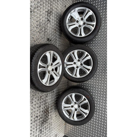 Jante PEUGEOT 208 1 Photo n°1