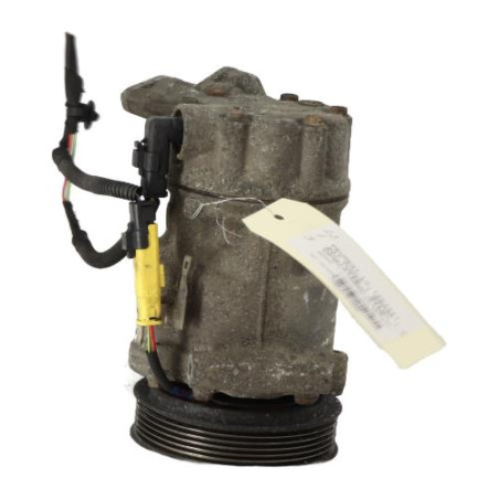 Compresseur clim PEUGEOT 207 Photo n°1