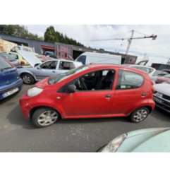 Pare choc arriere PEUGEOT 107 Photo n°8