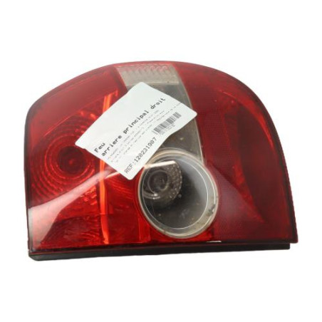 Feu arriere principal droit (feux) VOLKSWAGEN FOX Photo n°1