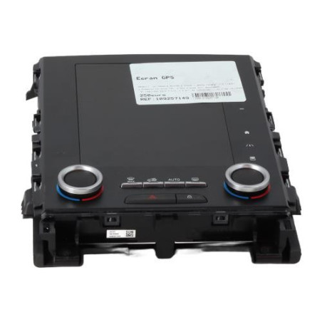 Ecran GPS RENAULT MEGANE 4 Photo n°1
