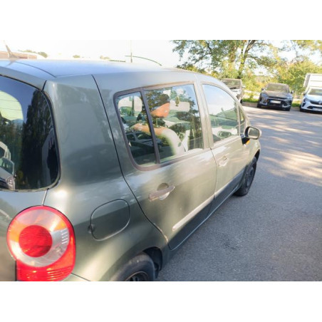 Demarreur RENAULT MODUS Photo n°1