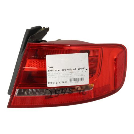 Feu arriere principal droit (feux) AUDI A4 3 Photo n°1