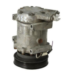 Compresseur clim RENAULT CLIO 2 Photo n°4
