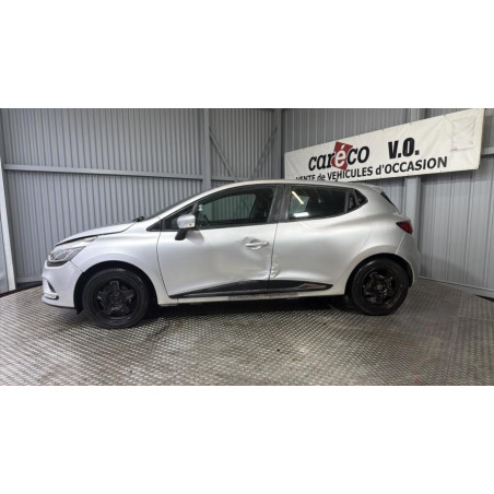 Aile arriere droit RENAULT CLIO 4