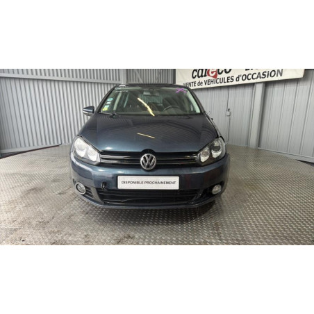 Moyeu avant droit VOLKSWAGEN GOLF 6 Photo n°1