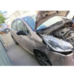 Ecran GPS PEUGEOT 208 1 Photo n°6