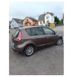 Malle/Hayon arriere RENAULT SCENIC 3 Photo n°6