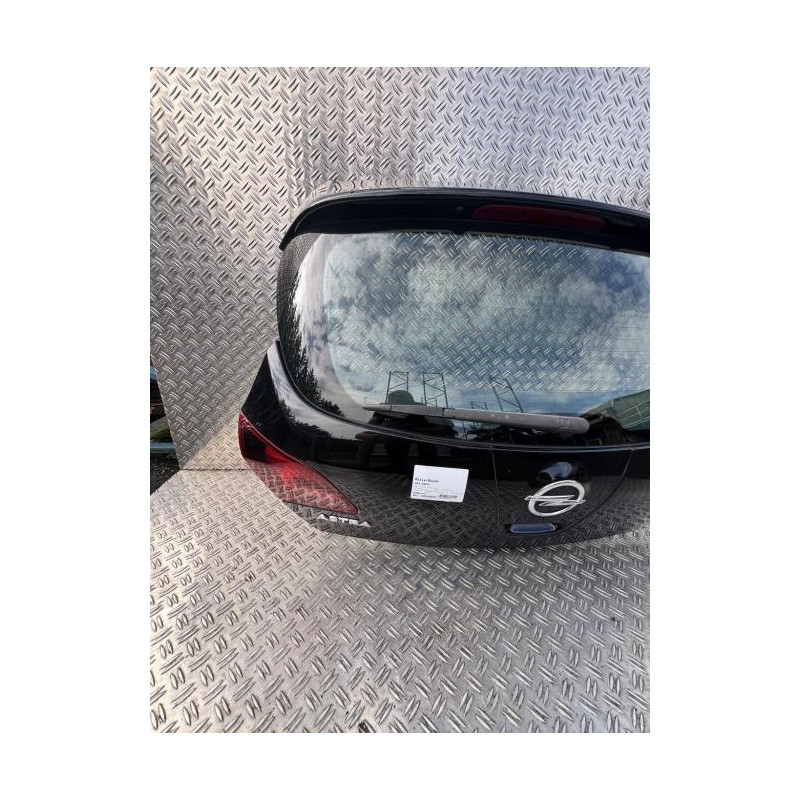 Malle/Hayon arriere OPEL ASTRA J