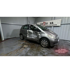 Vitre arriere droit MERCEDES CLASSE A 169 Photo n°7