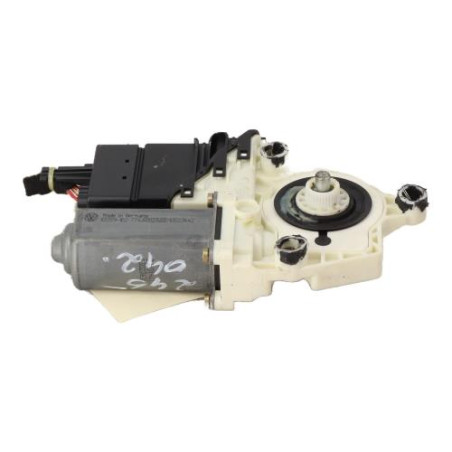 Moteur leve vitre arriere gauche VOLKSWAGEN GOLF 4 Photo n°1
