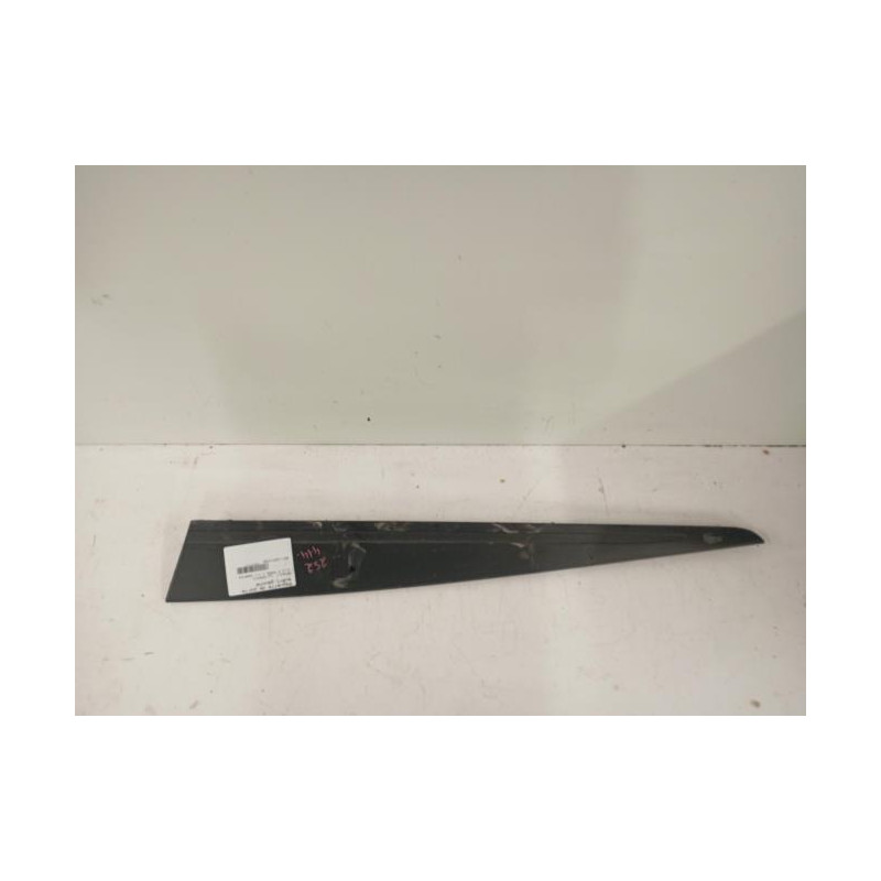 Baguette de porte avant gauche RENAULT CLIO 4