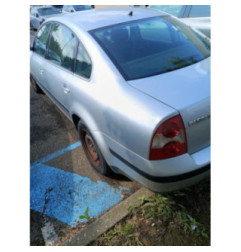 Optique avant principal gauche (feux)(phare) VOLKSWAGEN PASSAT 4 Photo n°10