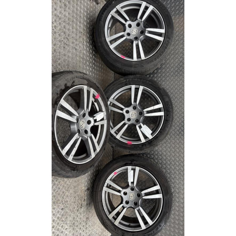 Jeu de 4 jantes  PORSCHE CAYENNE 2