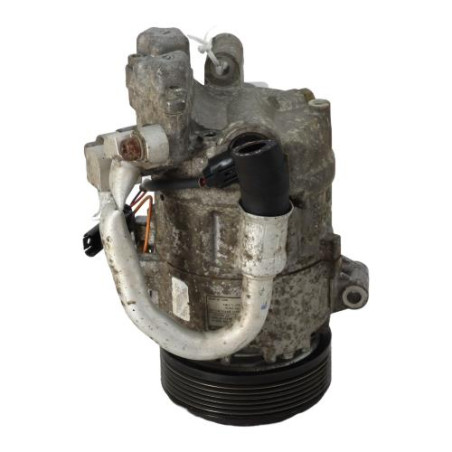 Compresseur clim BMW SERIE 1 E81 Photo n°1
