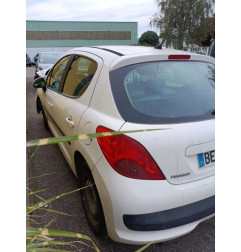 Feu arriere stop central PEUGEOT 207 Photo n°16