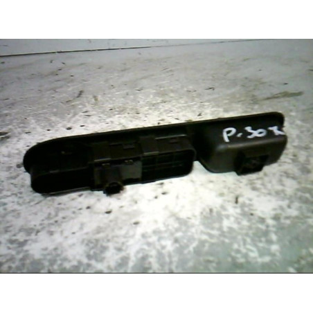 Interrupteur de leve vitre avant droit PEUGEOT 307