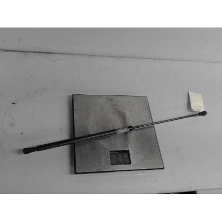 Verin de capot AUDI A4 1 Photo n°1