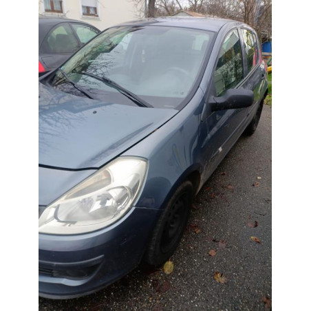 Etrier avant gauche (freinage) RENAULT CLIO 3