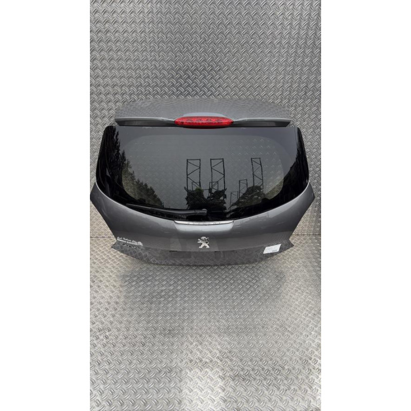Malle/Hayon arriere PEUGEOT 208 1