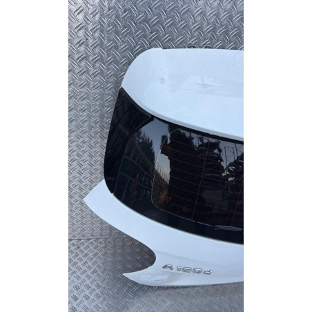 Malle/Hayon arriere MERCEDES CLASSE A 176 Photo n°1