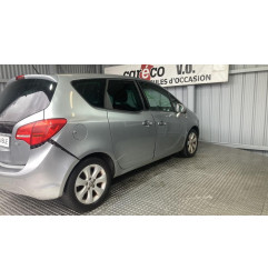 Pare boue arriere gauche OPEL MERIVA B Photo n°8