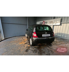 Pare choc arriere RENAULT CLIO 2 Photo n°8