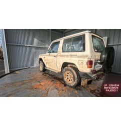 Malle/Hayon arriere MITSUBISHI PAJERO 1 Photo n°3