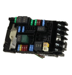 Boitier servitude moteur (BSM) AUDI Q2 Photo n°5