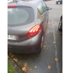 Feu arriere principal droit (feux) PEUGEOT 208 1 Photo n°19