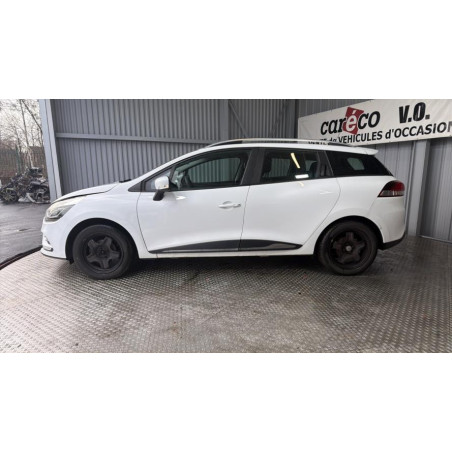 Aile arriere droit RENAULT CLIO 4