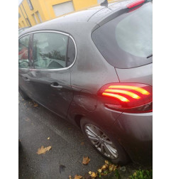 Feu arriere principal gauche (feux) PEUGEOT 208 1 Photo n°17