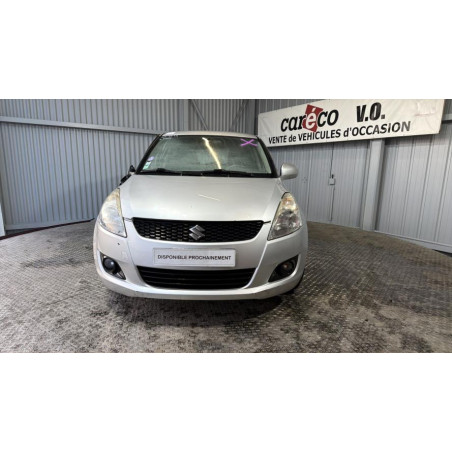 Compresseur clim SUZUKI SWIFT 4 Photo n°1