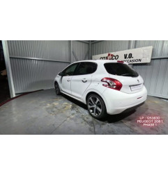 Ecran GPS PEUGEOT 208 1 Photo n°9