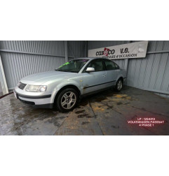 Feu arriere principal droit (feux) VOLKSWAGEN PASSAT 4 Photo n°1